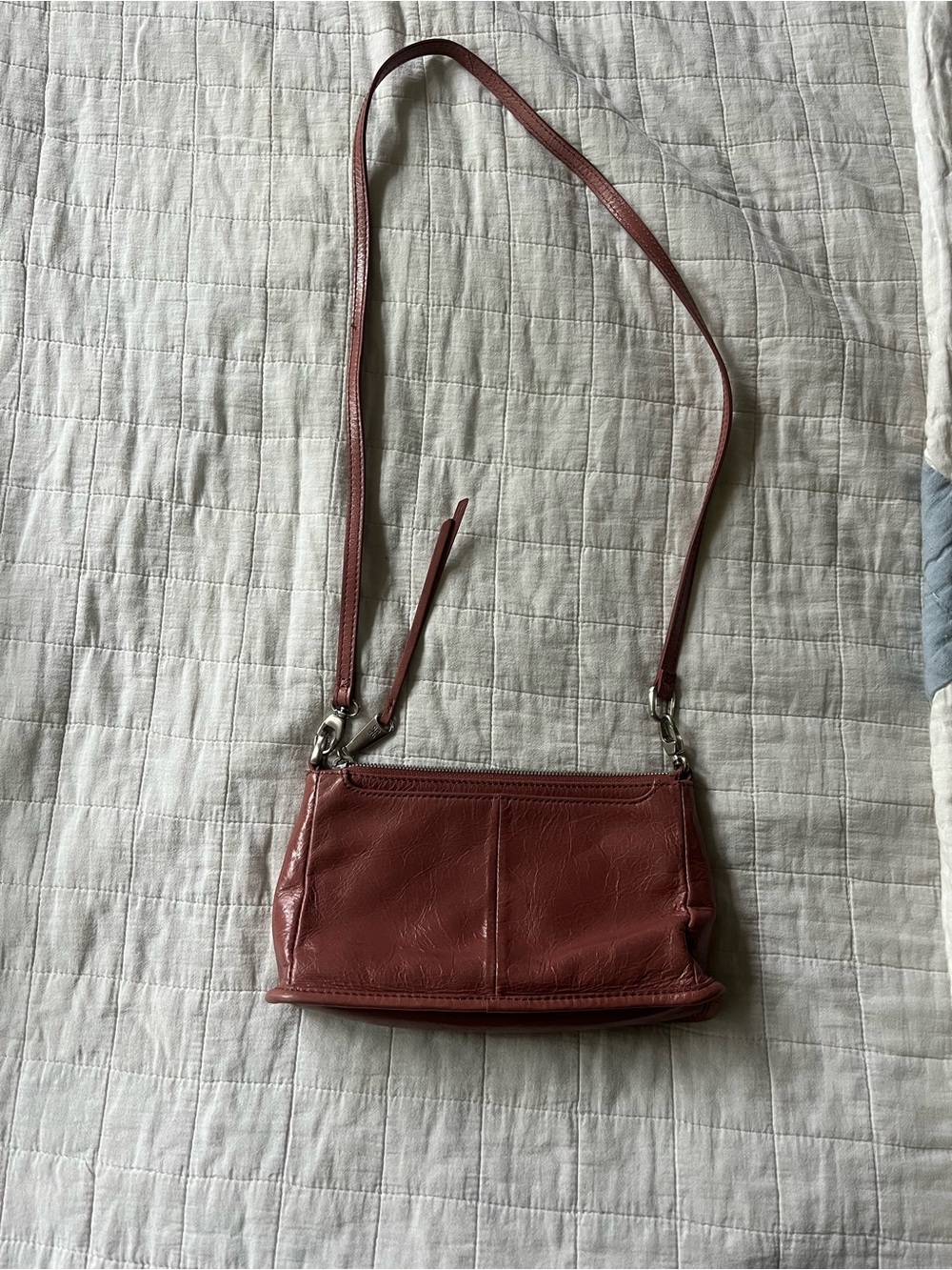 Hobo Crossbody Bag in Dusty Rose